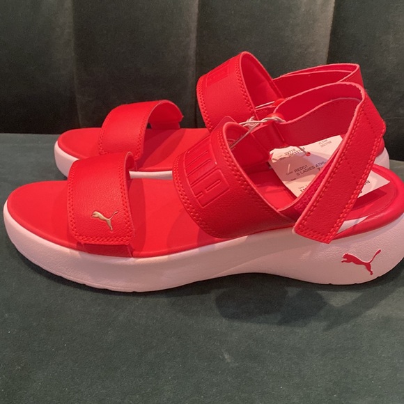 Puma Red Sandals Ladies Size 7 New With Tags - Picture 2 of 3